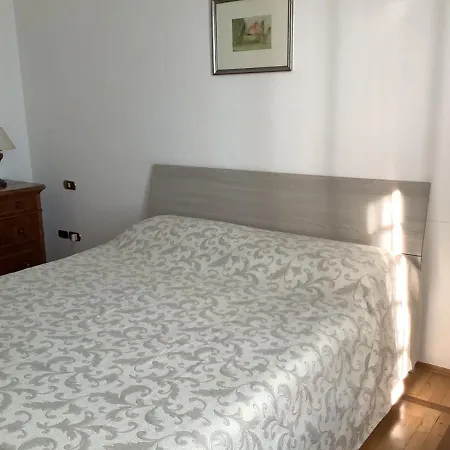 Апартаменты Santa Giulia 12 Комо