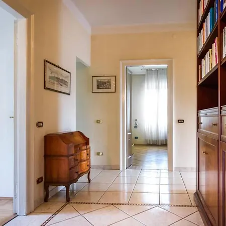 Santa Giulia 12 Apartment *