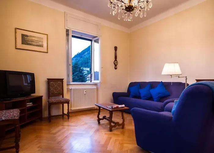 Santa Giulia 12 Apartamento Como